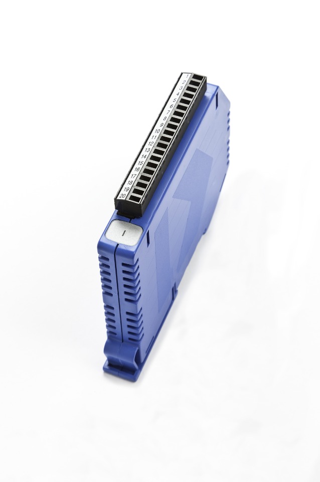 DIN Rail 16 chan mA SE MAQ20 module